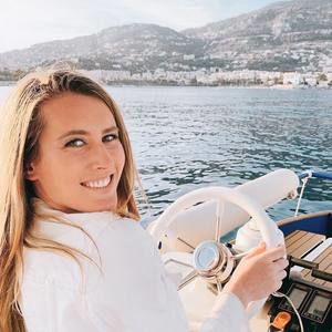 Meet your Posher, Kayla